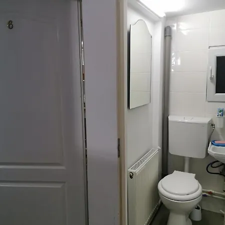 Center Guest house *